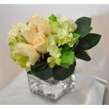 y14404 花藝設計 -小品盆花 - 四方高玻璃花器造型花藝